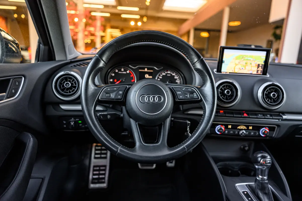 1.0 TFSI |Navi|Cruise Control|Led|