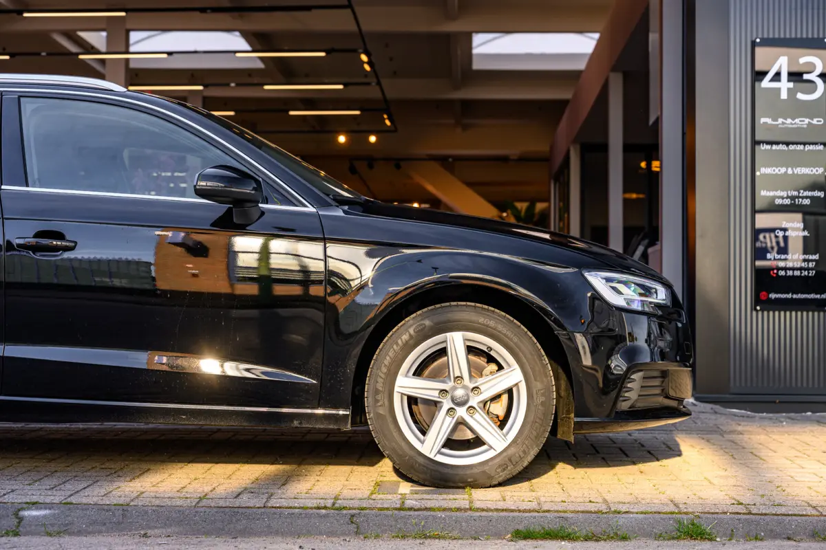 1.0 TFSI |Navi|Cruise Control|Led|