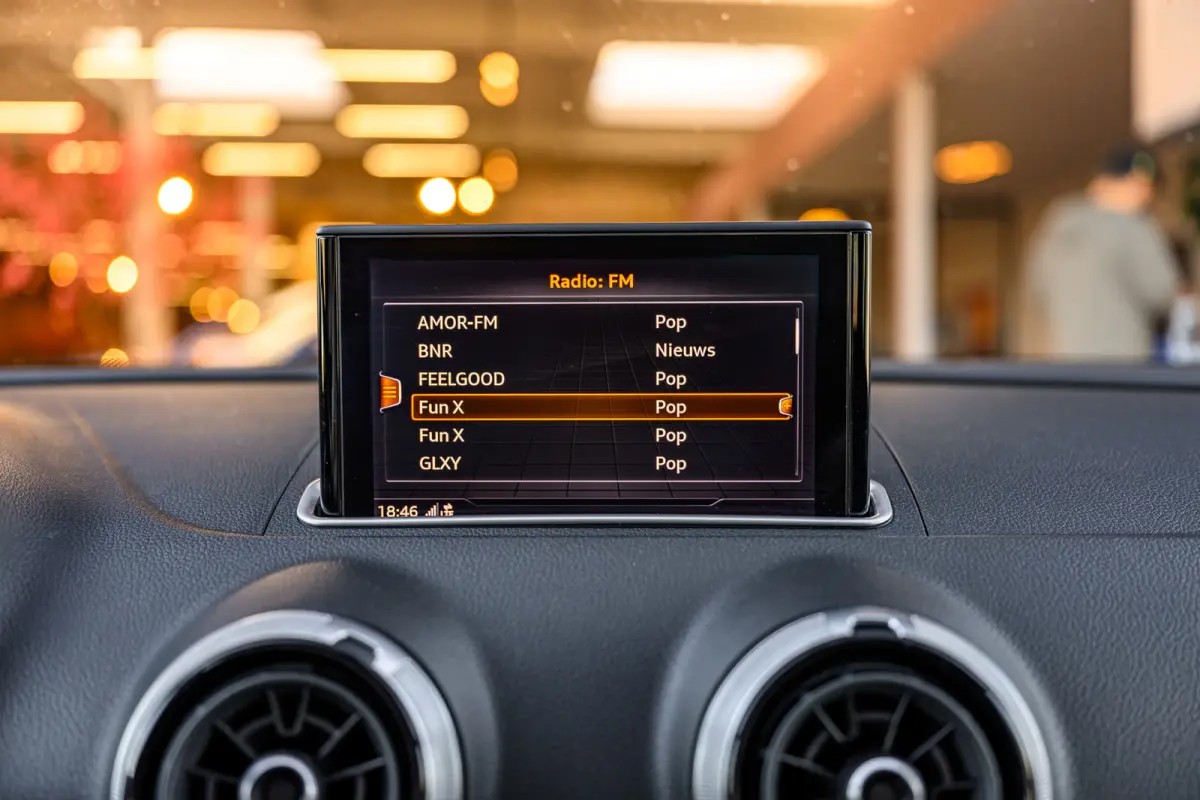 1.0 TFSI |Navi|Cruise Control|Led|