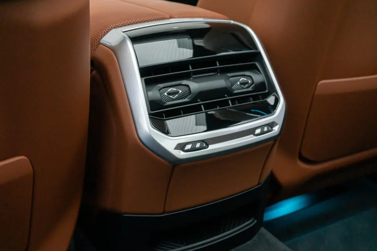 xDrive60 | SoH 100% | M Sportpakket | Bowers & Wilkins | Stoelventilatie | Driving Assistant Professional | Trekhaak