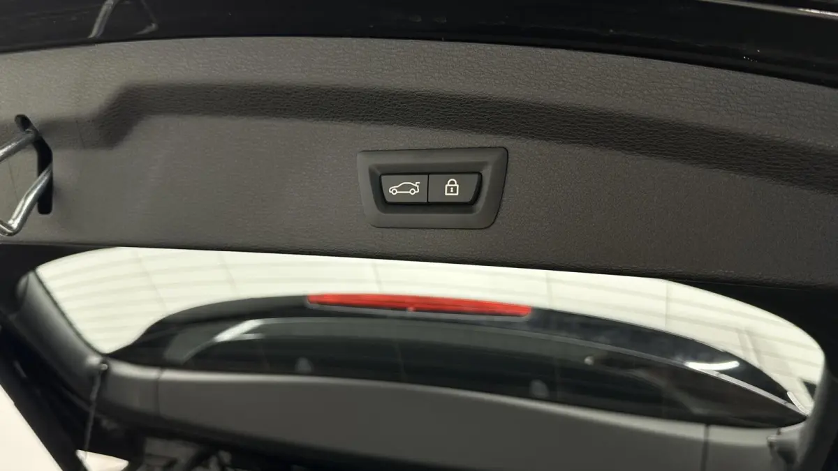 xDrive25e High Executive M-Sport|SOH 92%|LEER HEAD-UP NAVI CRUISE ECC.