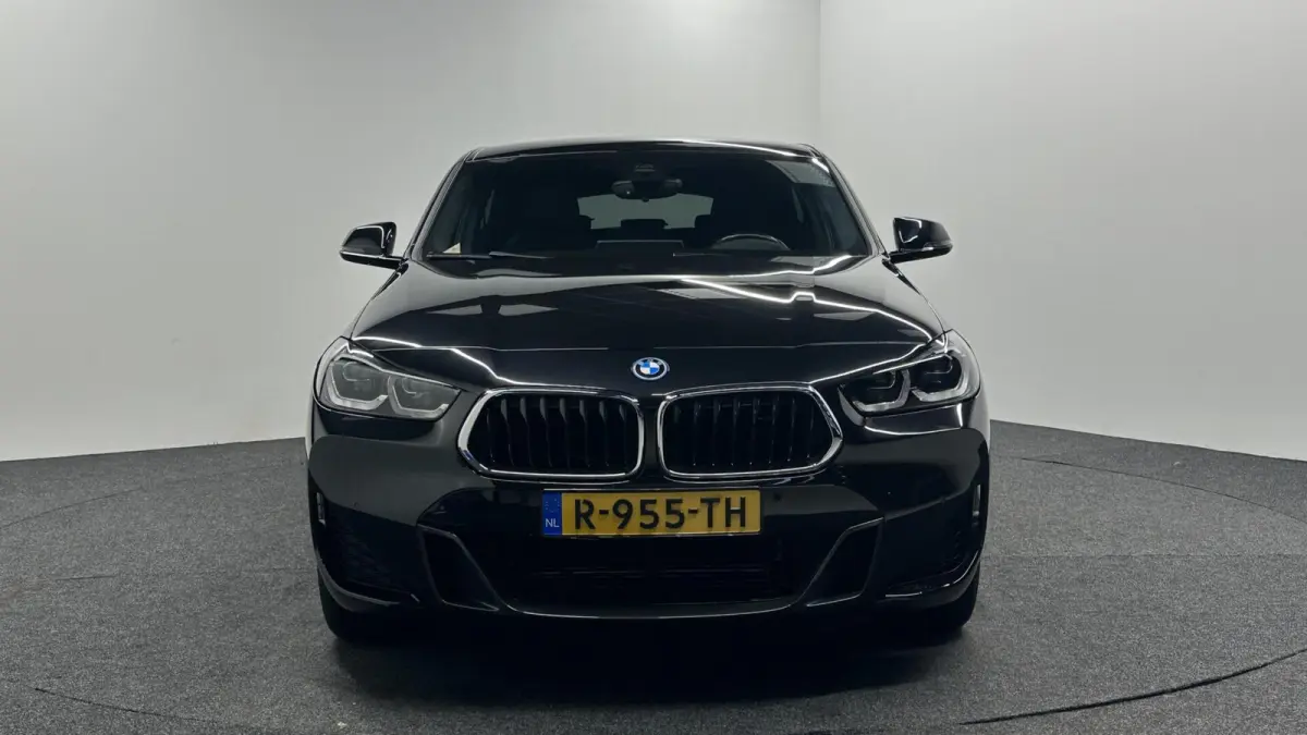 xDrive25e High Executive M-Sport|SOH 92%|LEER HEAD-UP NAVI CRUISE ECC.