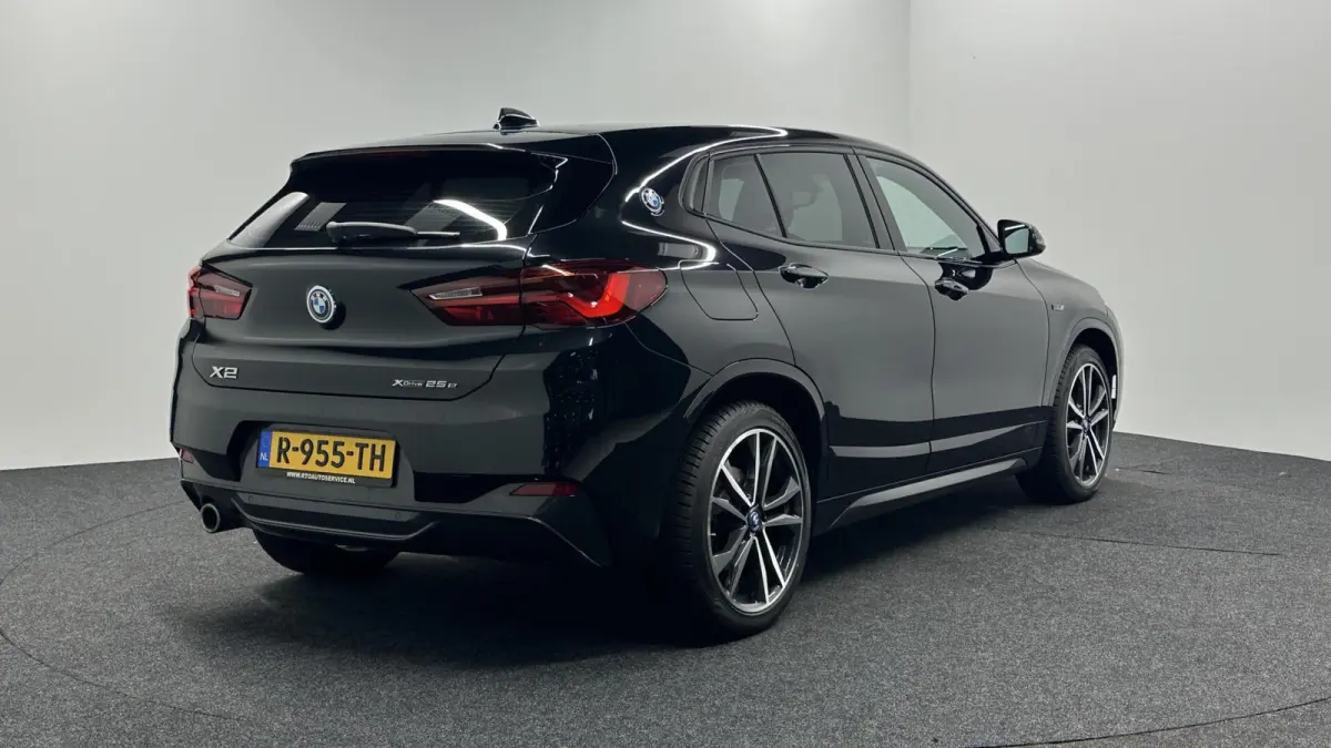 xDrive25e High Executive M-Sport|SOH 92%|LEER HEAD-UP NAVI CRUISE ECC.