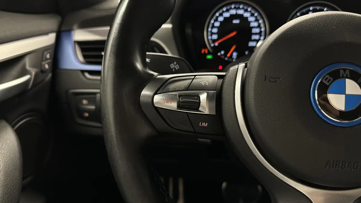 xDrive25e High Executive M-Sport|SOH 92%|LEER HEAD-UP NAVI CRUISE ECC.
