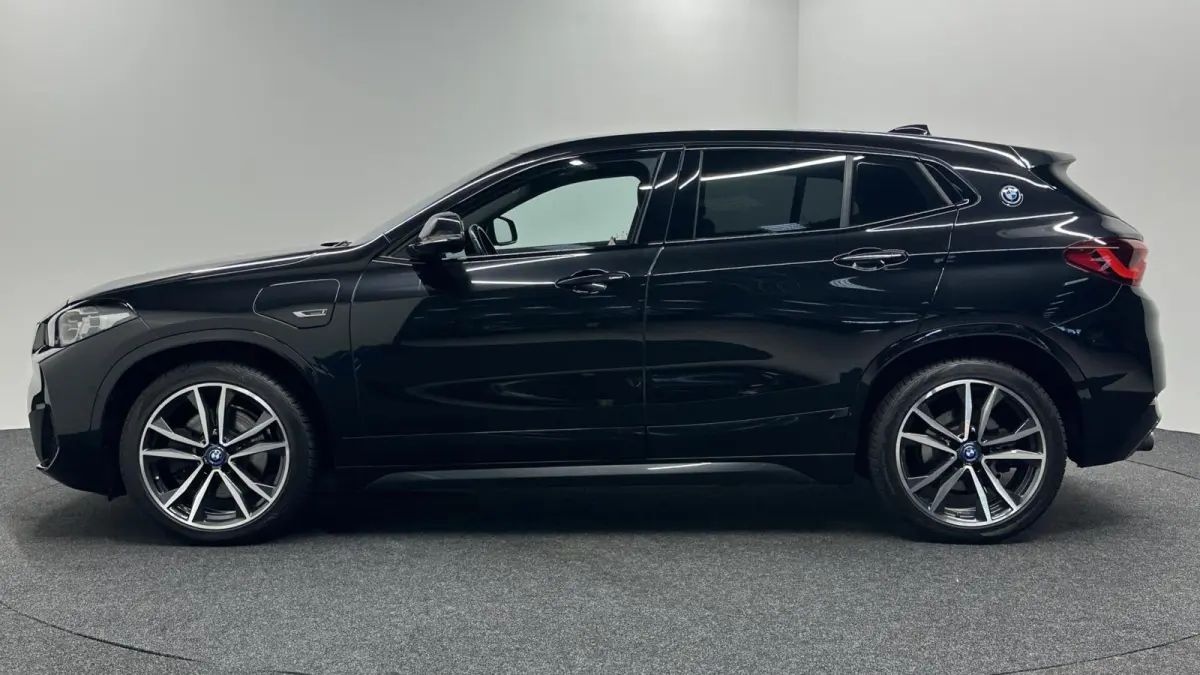 xDrive25e High Executive M-Sport|SOH 92%|LEER HEAD-UP NAVI CRUISE ECC.