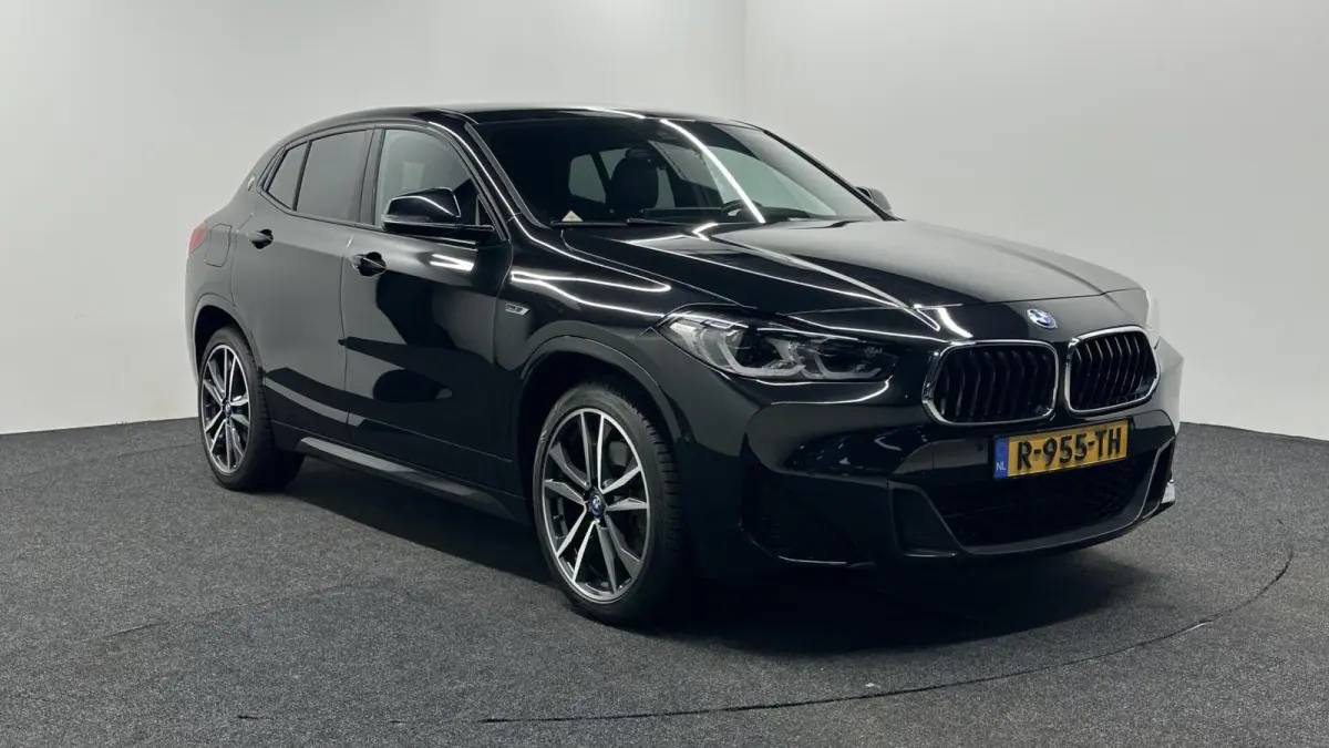 xDrive25e High Executive M-Sport|SOH 92%|LEER HEAD-UP NAVI CRUISE ECC.