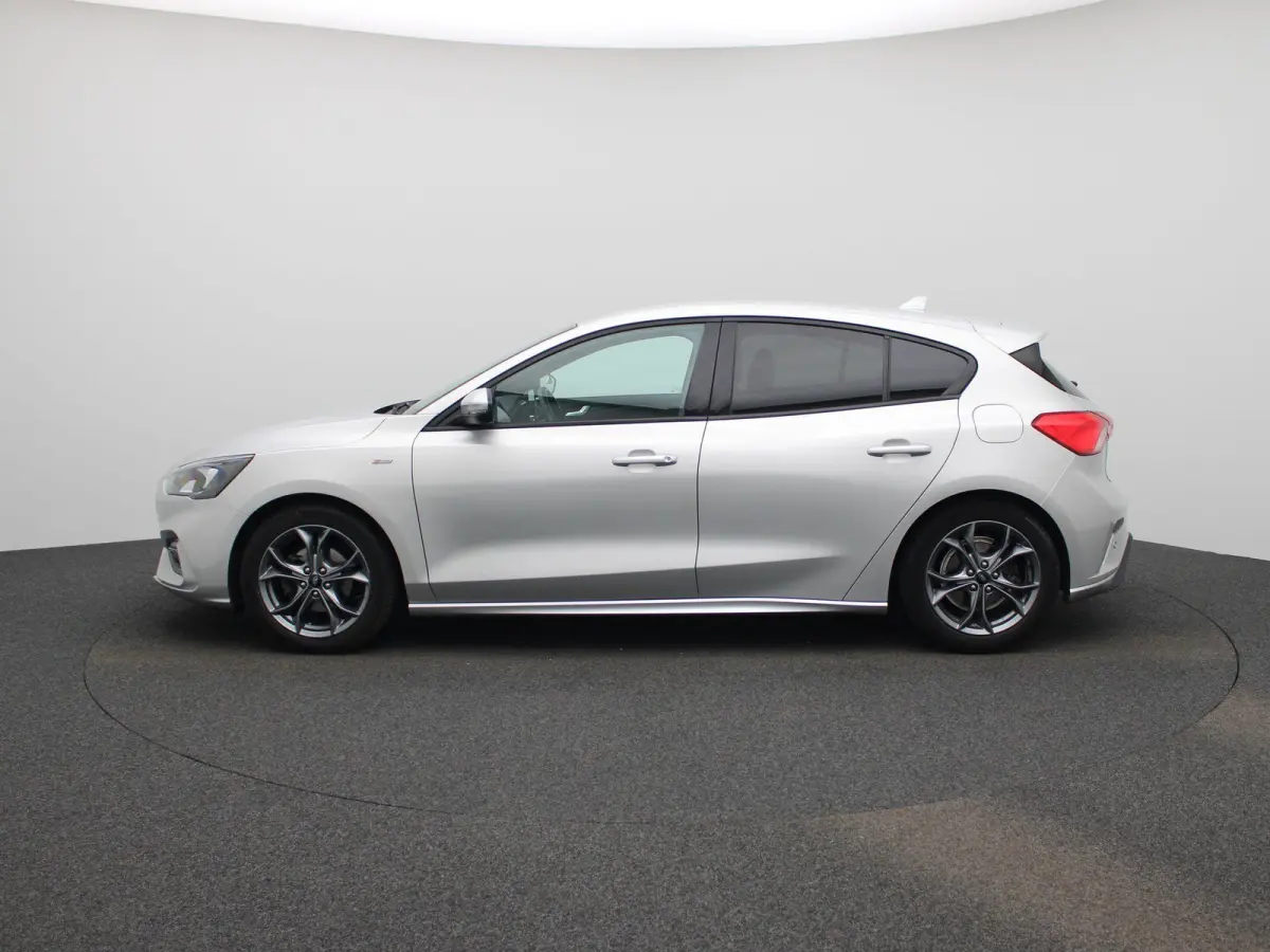 1.0 EcoBoost ST Line Business | Apple Carplay/Android Auto | Winterpakket | Cruise Control | Lichtmetalen Velgen |