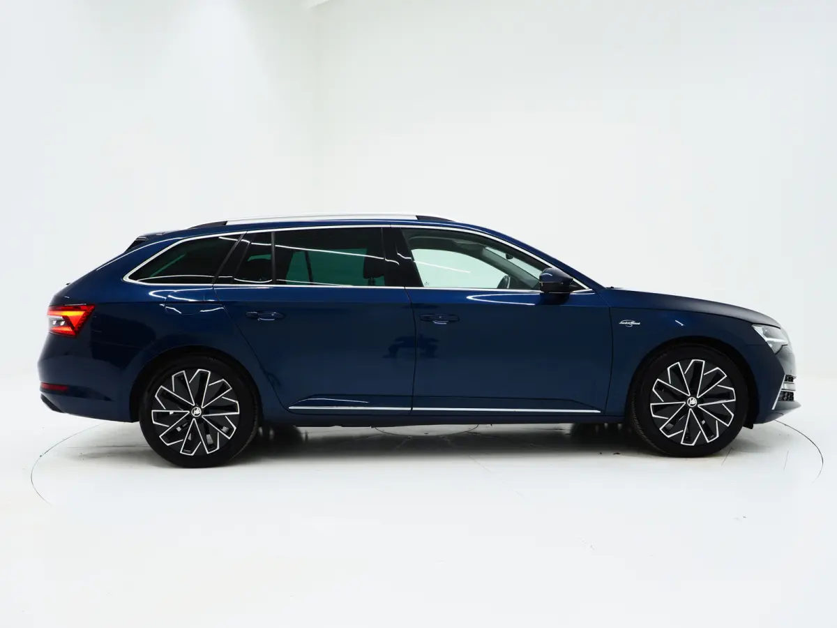 1.4 TSI iV Laurin & Klement | Leder | Canton | Virtual | Camera | DAB | Memory | Adaptive Cruise