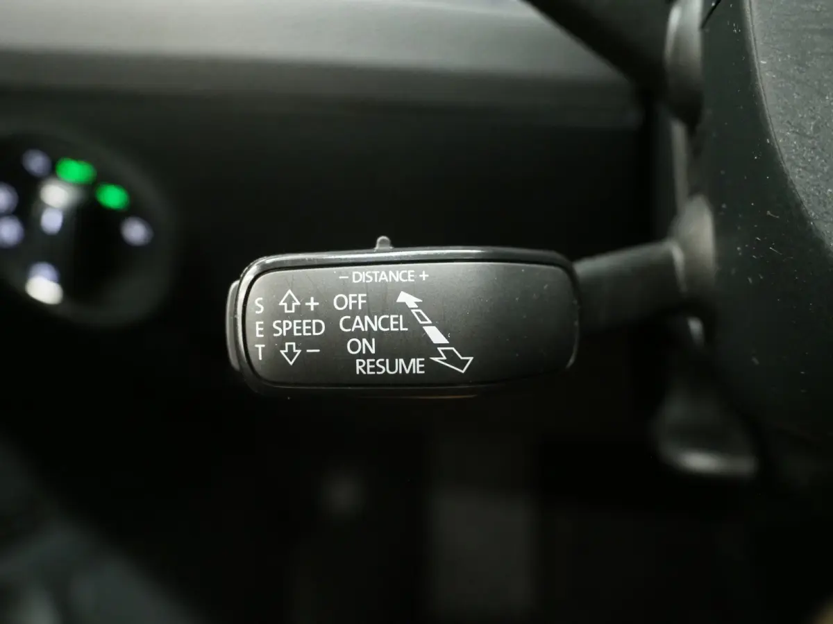 1.4 TSI iV Laurin & Klement | Leder | Canton | Virtual | Camera | DAB | Memory | Adaptive Cruise
