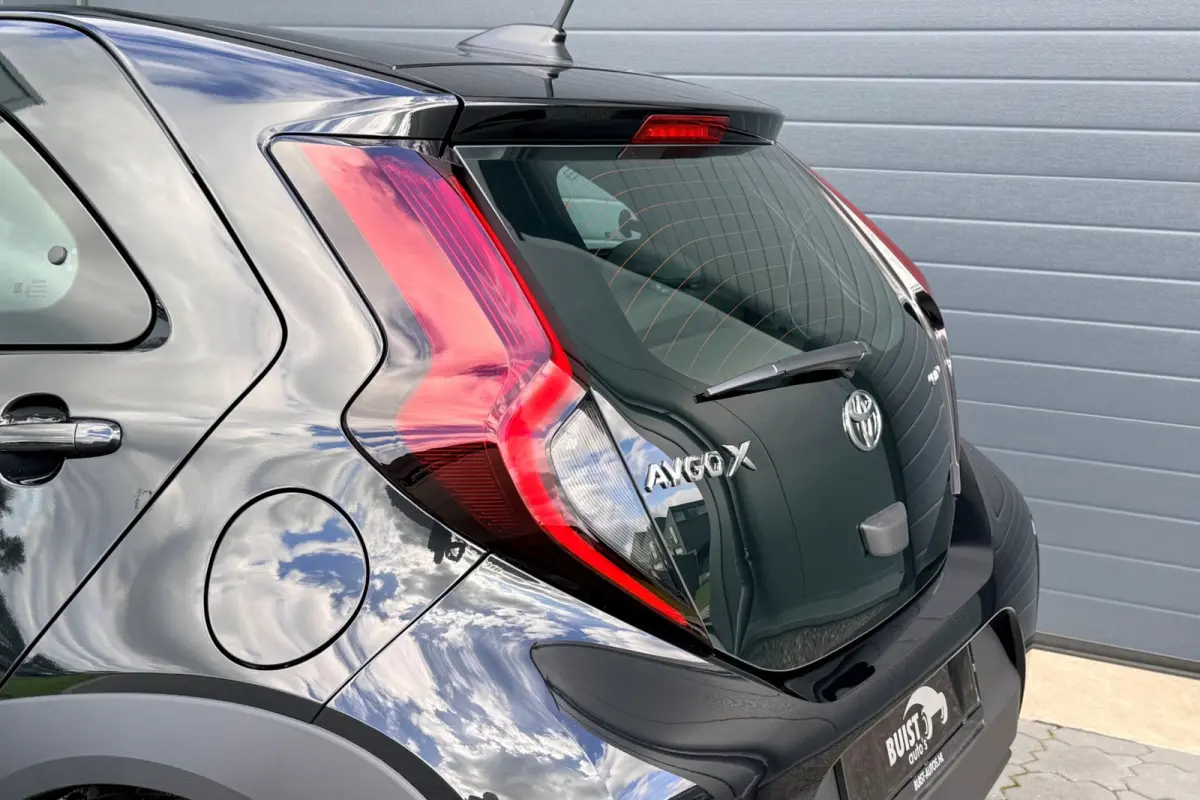 Hybrid 115 pulse 17" STOELVERWARMING CARPLAY NIEUWE AUTO! NOG SLECHTS 2X UIT VOORRAAD LEVERBAAR!