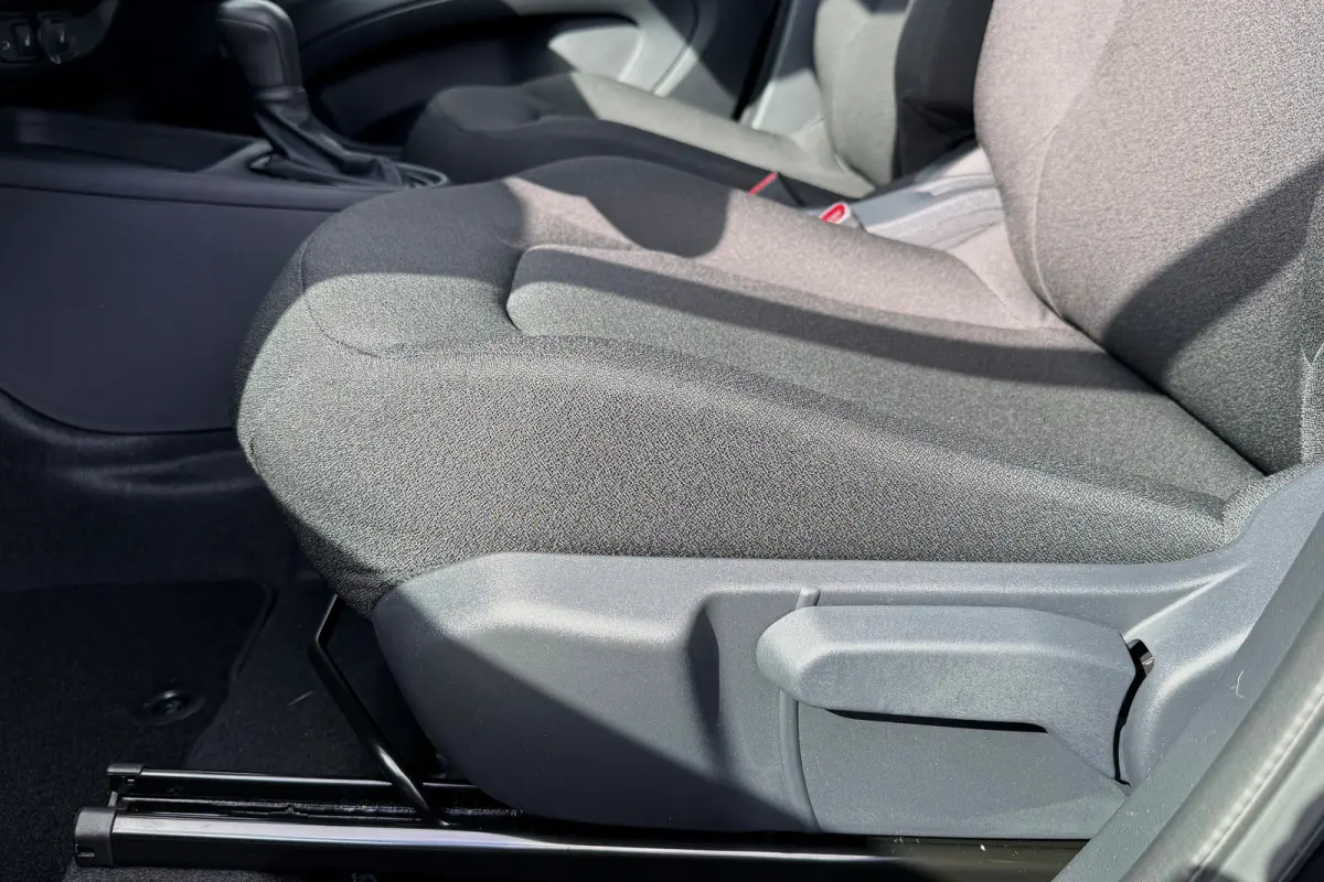 Hybrid 115 pulse 17" STOELVERWARMING CARPLAY NIEUWE AUTO! NOG SLECHTS 2X UIT VOORRAAD LEVERBAAR!