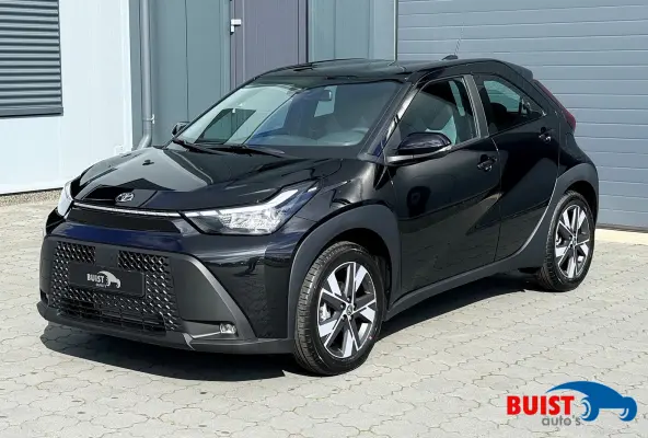 Hybrid 115 pulse 17" STOELVERWARMING CARPLAY NIEUWE AUTO! NOG SLECHTS 2X UIT VOORRAAD LEVERBAAR!