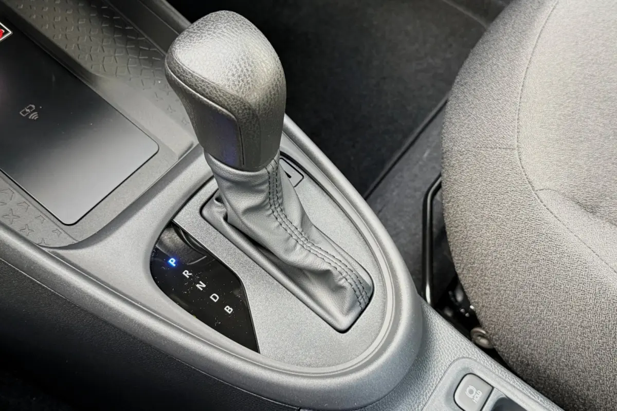 Hybrid 115 pulse 17" STOELVERWARMING CARPLAY NIEUWE AUTO! NOG SLECHTS 2X UIT VOORRAAD LEVERBAAR!
