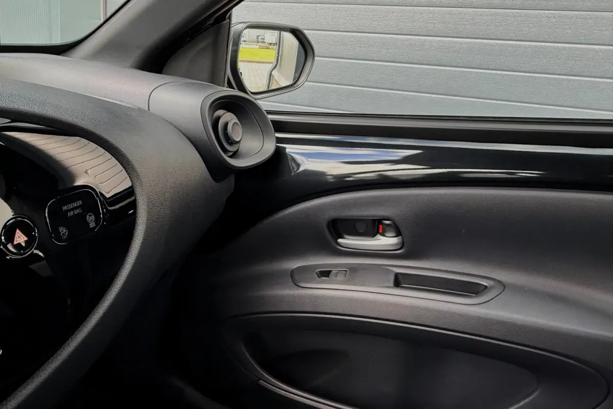 Hybrid 115 pulse 17" STOELVERWARMING CARPLAY NIEUWE AUTO! NOG SLECHTS 2X UIT VOORRAAD LEVERBAAR!