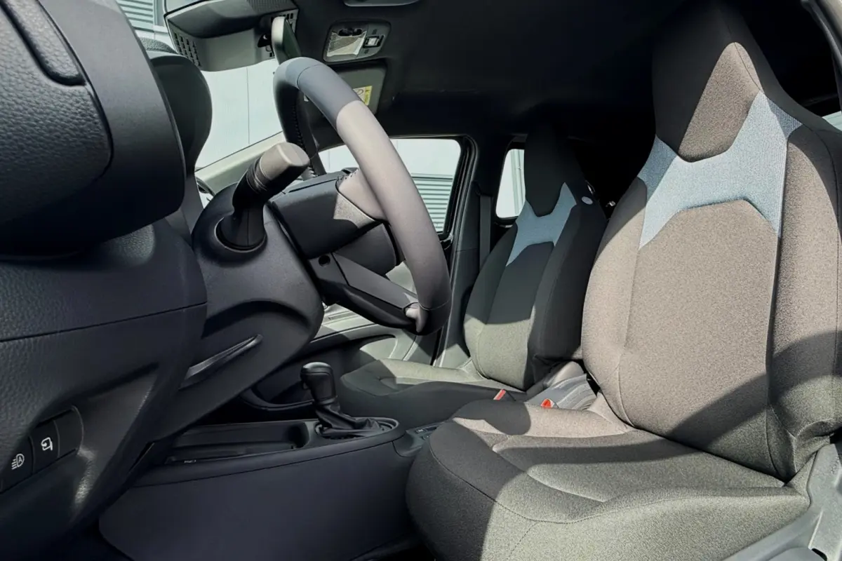 Hybrid 115 pulse 17" STOELVERWARMING CARPLAY NIEUWE AUTO! NOG SLECHTS 2X UIT VOORRAAD LEVERBAAR!