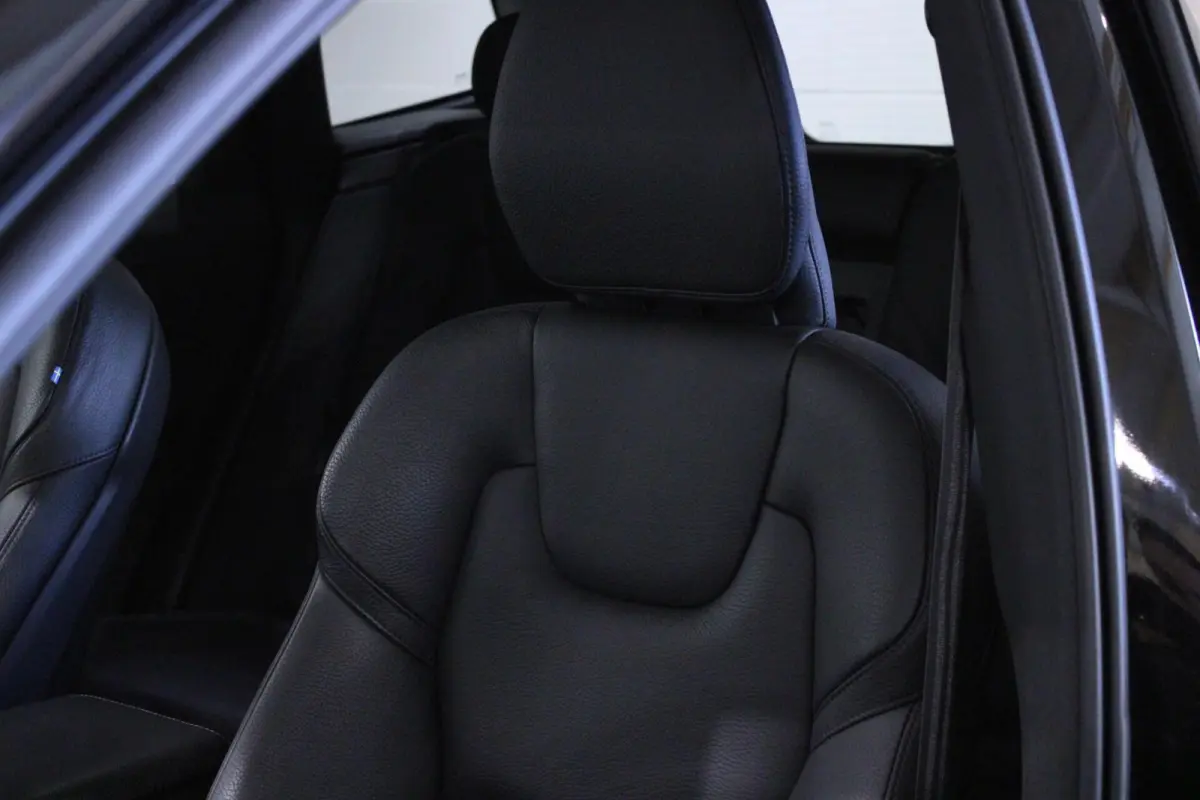 2.0 T6 Plug-in hybrid AWD Inscription | H/K | 360
