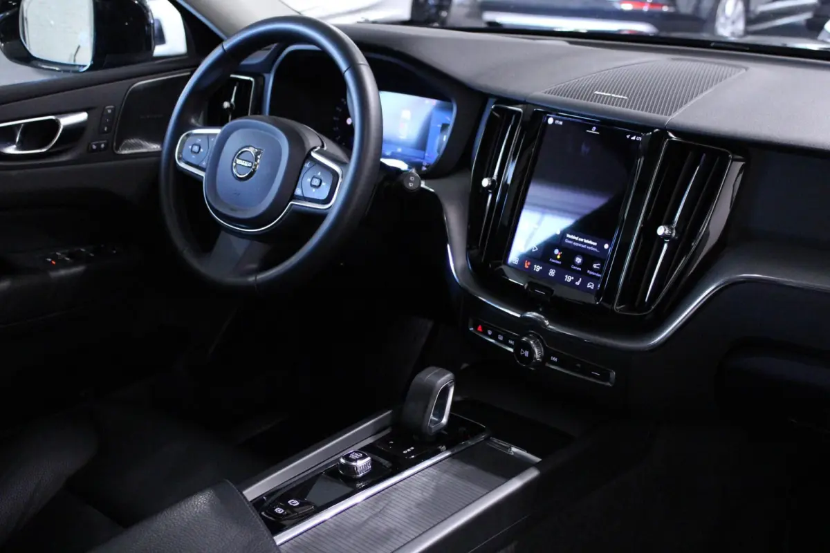 2.0 T6 Plug-in hybrid AWD Inscription | H/K | 360
