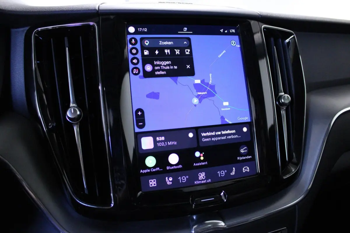 2.0 T6 Plug-in hybrid AWD Inscription | H/K | 360