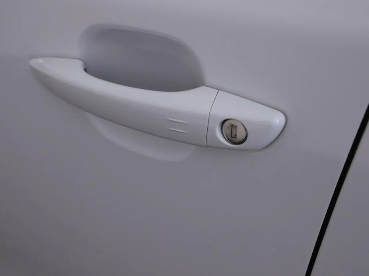 1.2T 100PK Allure Camera/Ecc/CarPlay/Keyless