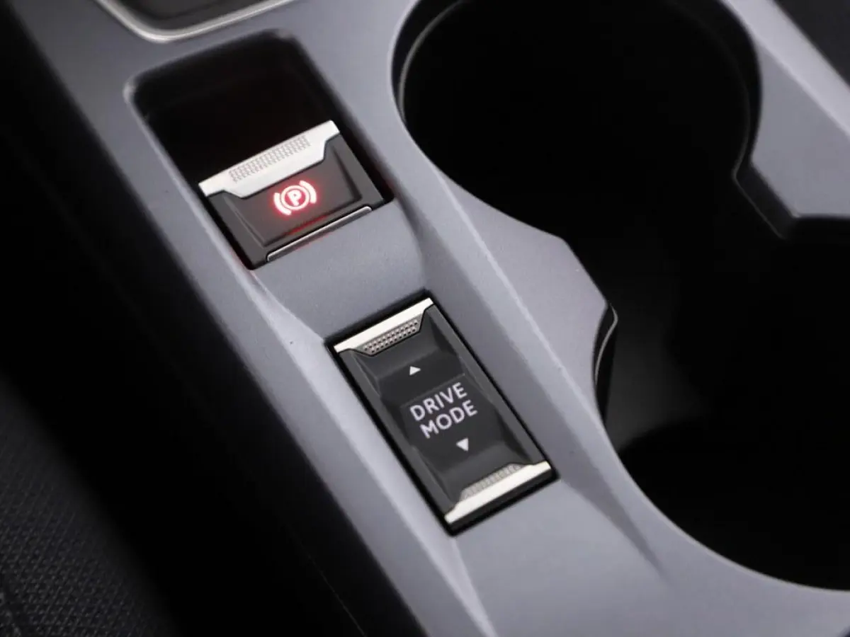 1.2T 100PK Allure Camera/Ecc/CarPlay/Keyless