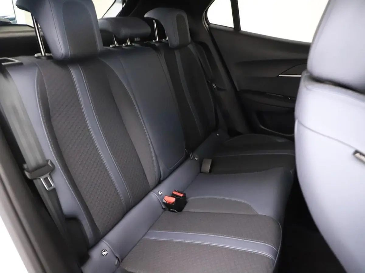 1.2T 100PK Allure Camera/Ecc/CarPlay/Keyless