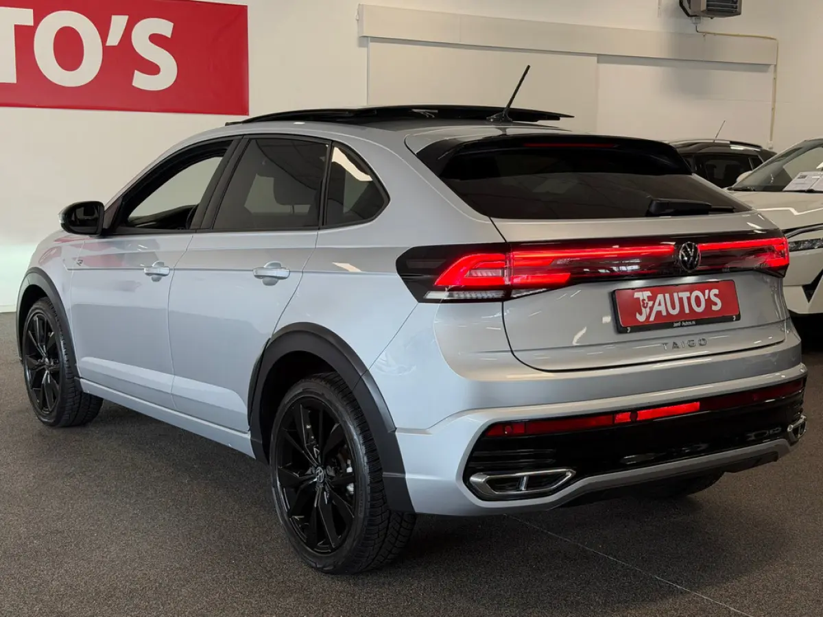 1.0 TSI R-Line CAP-PLAY, CRUISE, PANORAMA