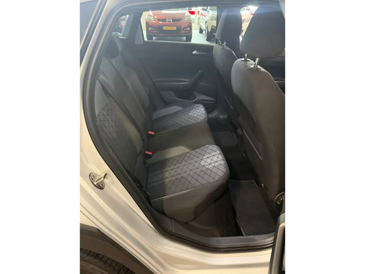 1.0 TSI R-Line CAP-PLAY, CRUISE, PANORAMA
