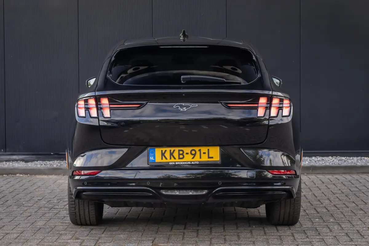 98KWH RWD Premium | Pano-dak | 360 Camera | Elektrische klep | B&O audio | Technology pack+ | Standkacehel | Apple/Android Carplay | FULL OPTION!