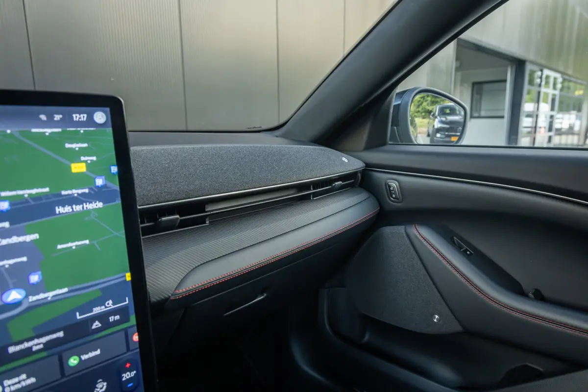 98KWH RWD Premium | Pano-dak | 360 Camera | Elektrische klep | B&O audio | Technology pack+ | Standkacehel | Apple/Android Carplay | FULL OPTION!