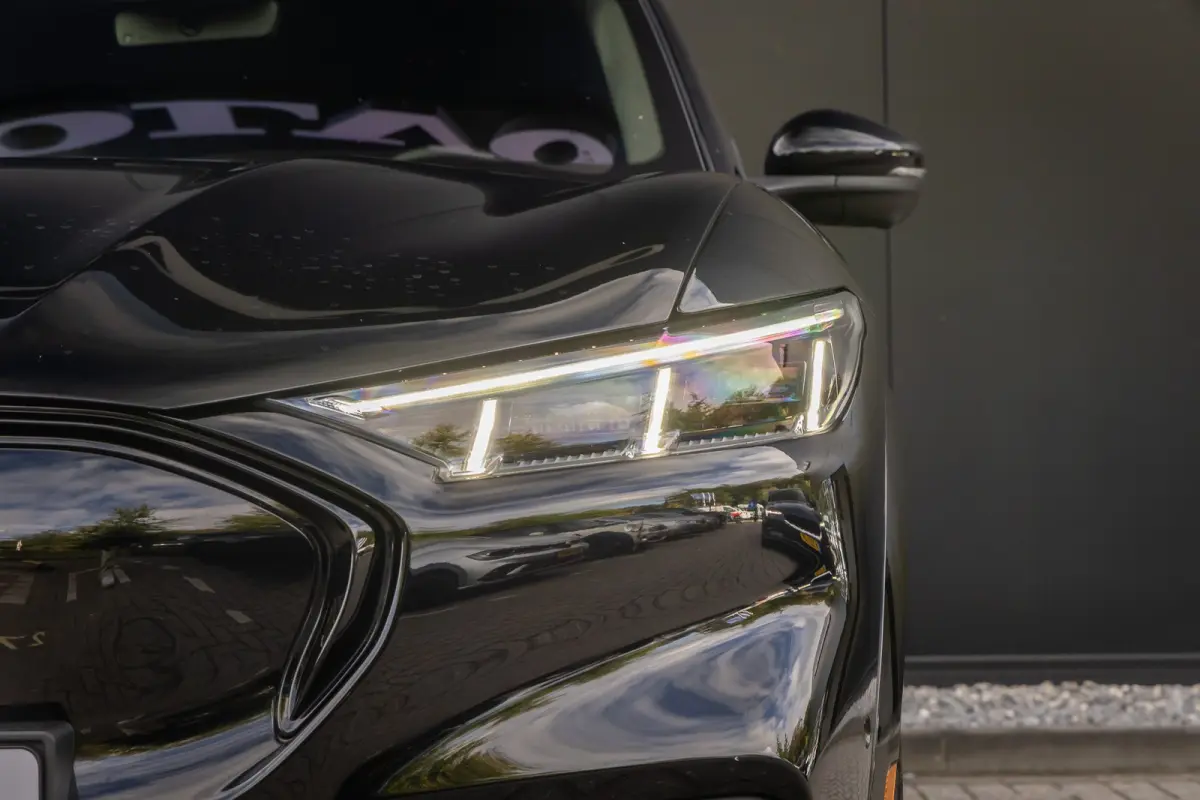 98KWH RWD Premium | Pano-dak | 360 Camera | Elektrische klep | B&O audio | Technology pack+ | Standkacehel | Apple/Android Carplay | FULL OPTION!