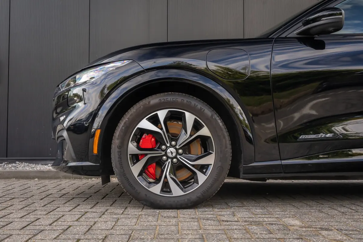 98KWH RWD Premium | Pano-dak | 360 Camera | Elektrische klep | B&O audio | Technology pack+ | Standkacehel | Apple/Android Carplay | FULL OPTION!