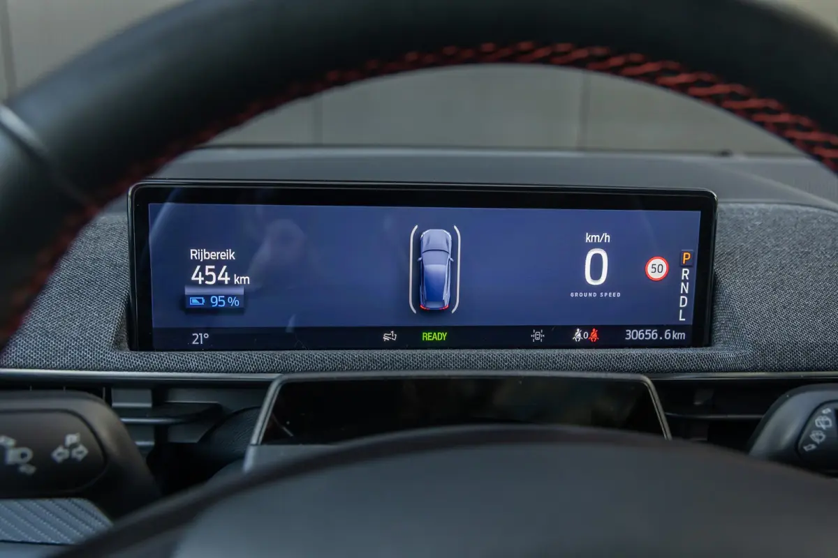98KWH RWD Premium | Pano-dak | 360 Camera | Elektrische klep | B&O audio | Technology pack+ | Standkacehel | Apple/Android Carplay | FULL OPTION!