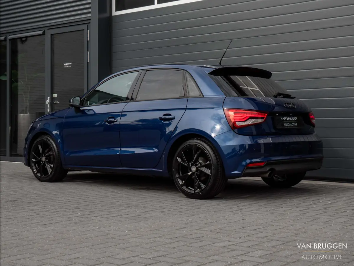 1.0 TFSI S-Line Automaat LED Cruise NAP Stoelverw.