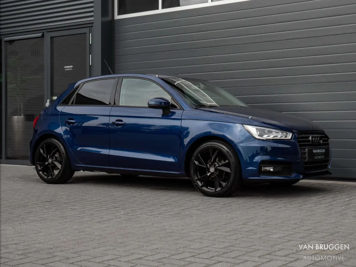 1.0 TFSI S-Line Automaat LED Cruise NAP Stoelverw.