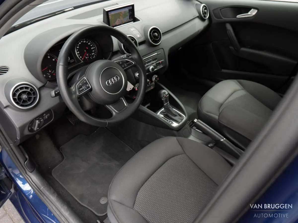 1.0 TFSI S-Line Automaat LED Cruise NAP Stoelverw.