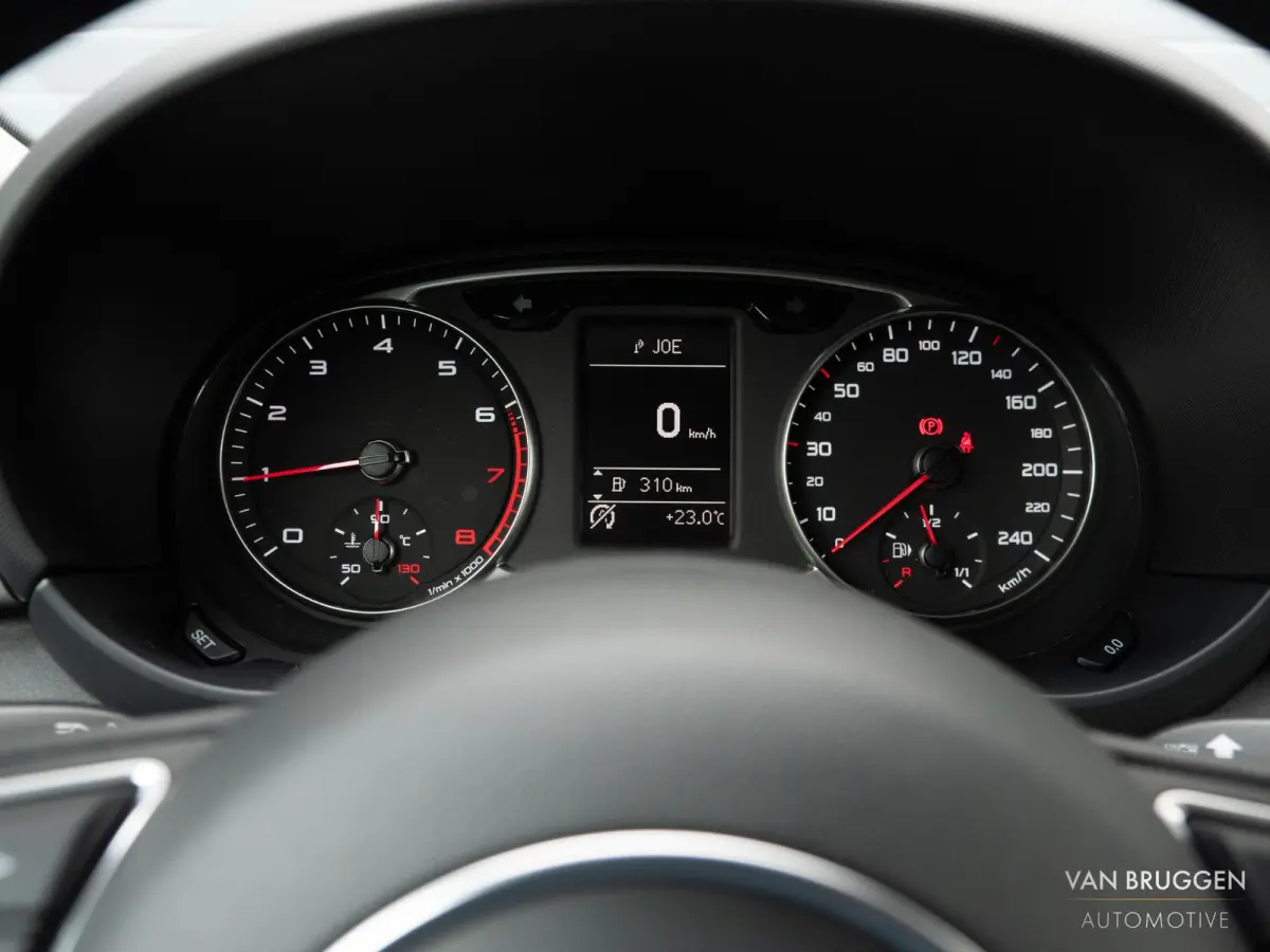 1.0 TFSI S-Line Automaat LED Cruise NAP Stoelverw.