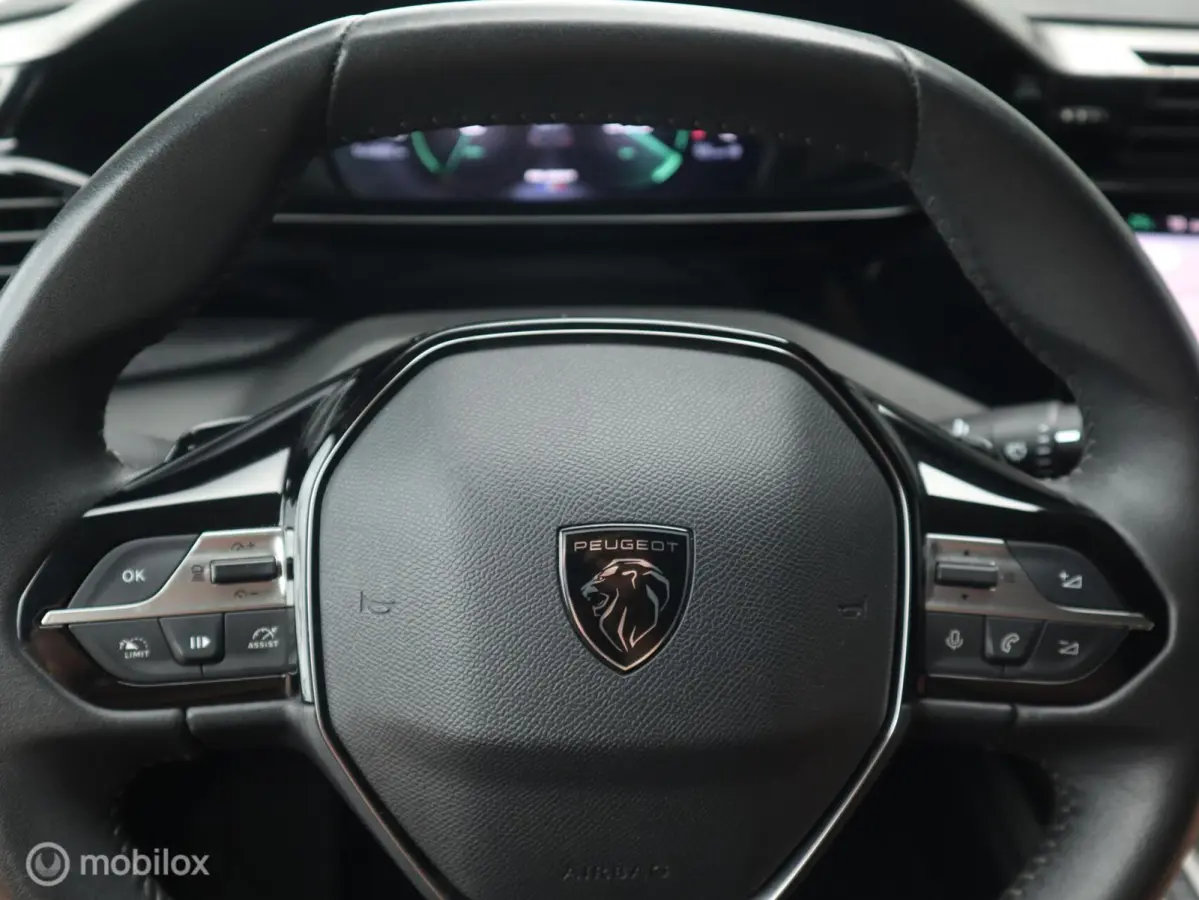 1.2 PT 131 PK AUTOMAAT/EAT8 Allure Pack|1/2Leer|Camera V+A|Stoelverw|17''LMV|DriverAssist|Carplay|DAB|Navi|Bomvol