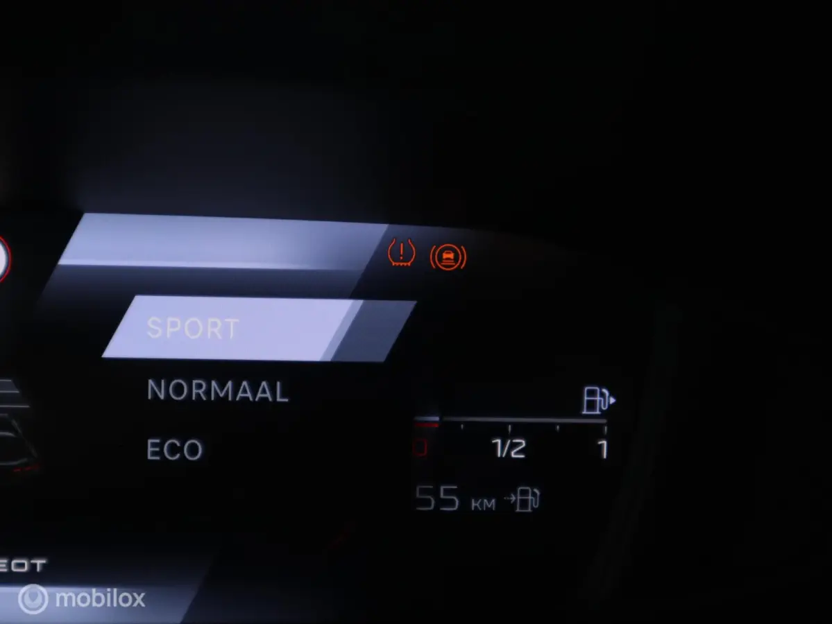 1.2 PT 131 PK AUTOMAAT/EAT8 Allure Pack|1/2Leer|Camera V+A|Stoelverw|17''LMV|DriverAssist|Carplay|DAB|Navi|Bomvol