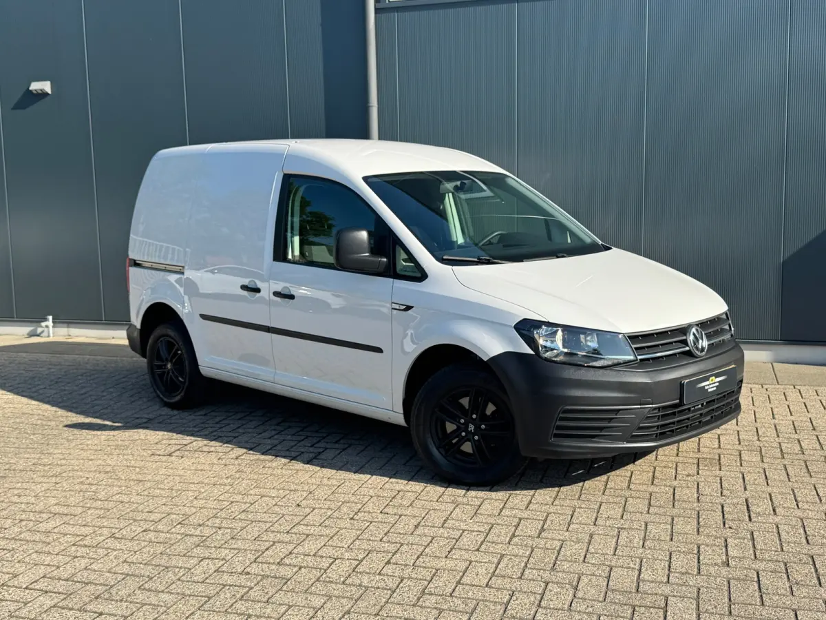 2.0 TDI L1H1 * Airco * Lichtmetalen Velgen * AppleCarPlay *