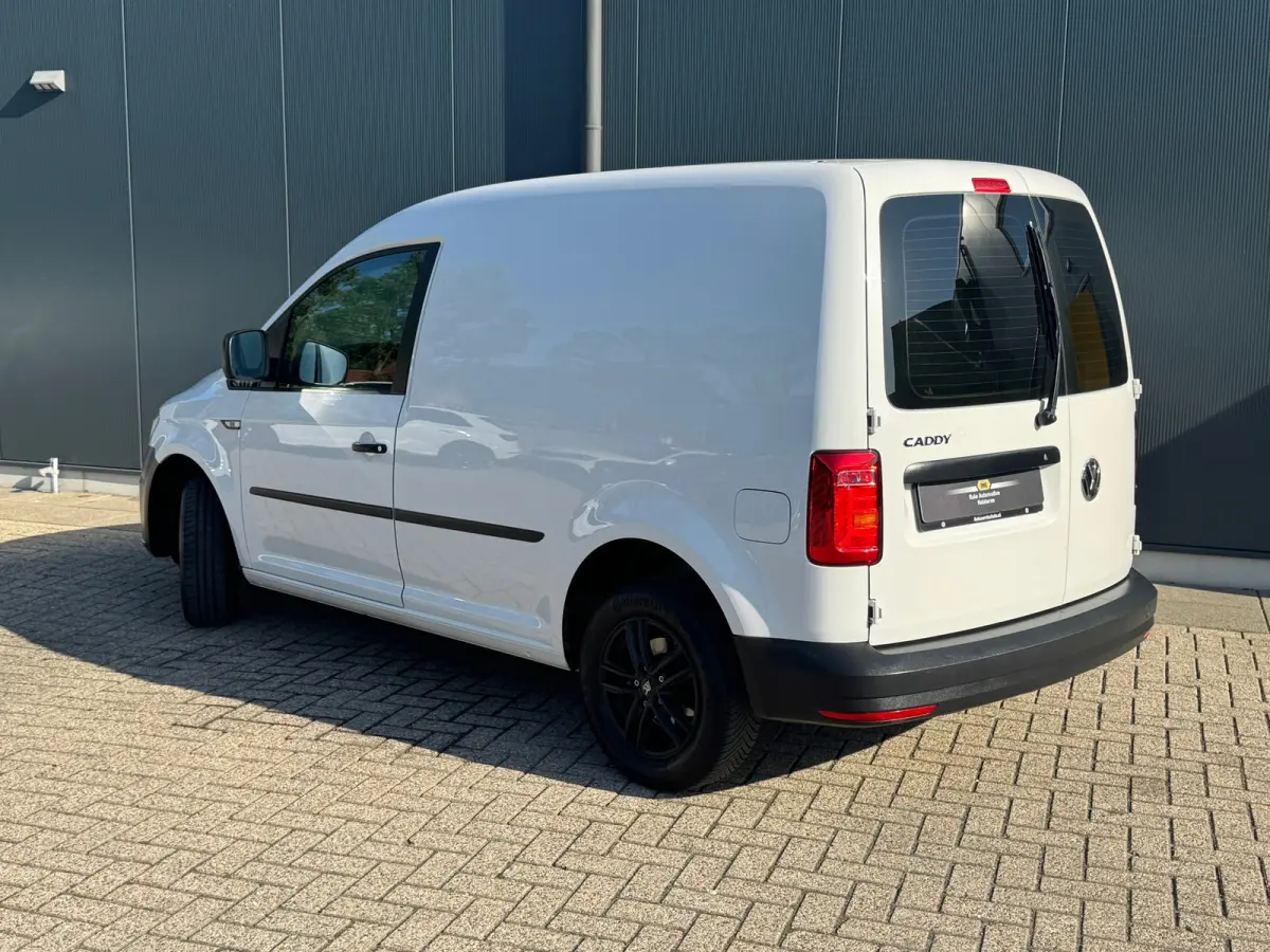 2.0 TDI L1H1 * Airco * Lichtmetalen Velgen * AppleCarPlay *