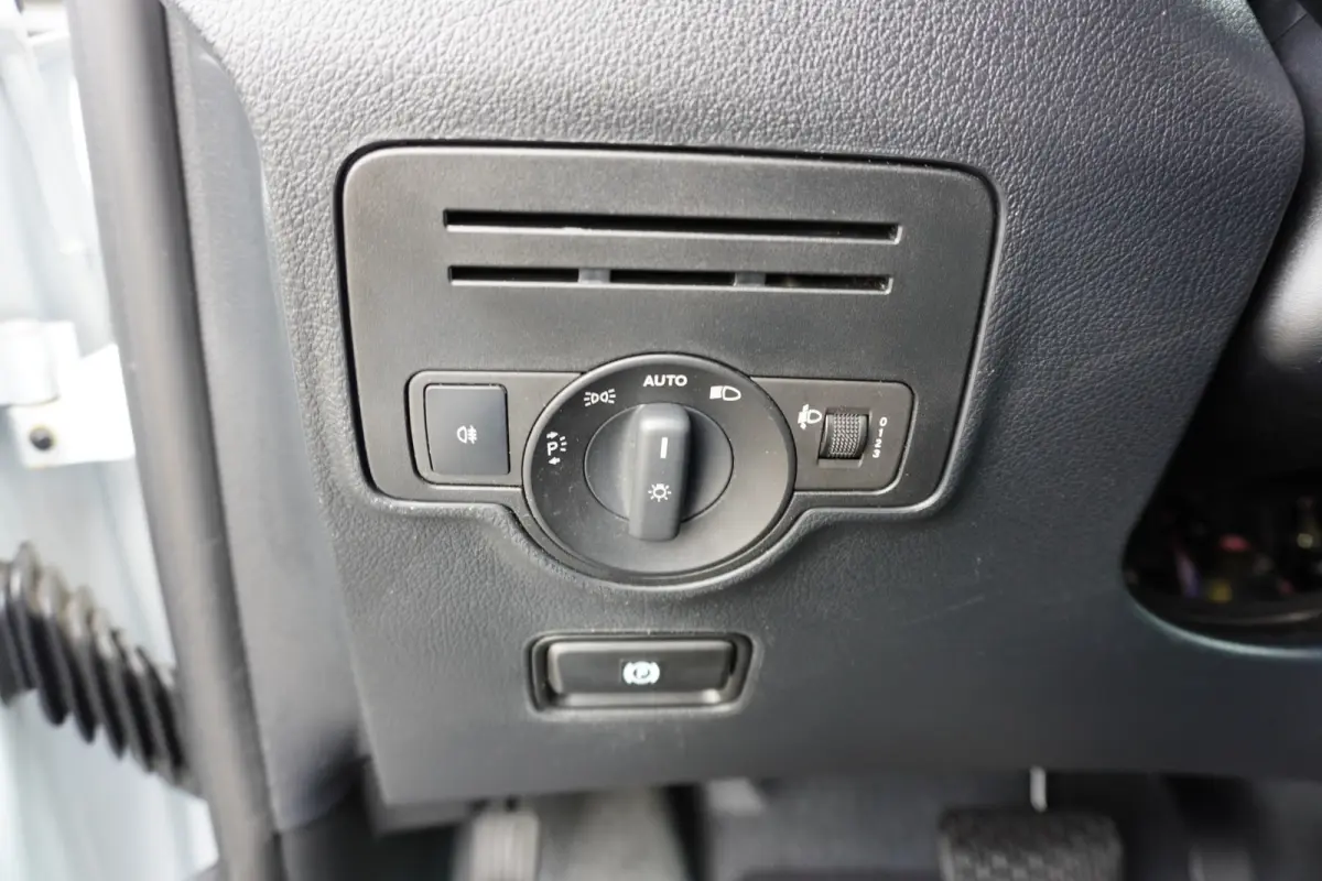 114 CDI 136pk Automaat Extra Lang L3 XL Trekhaak Apple Carplay Camera Navi Stoelverwarming ACC Cruise control