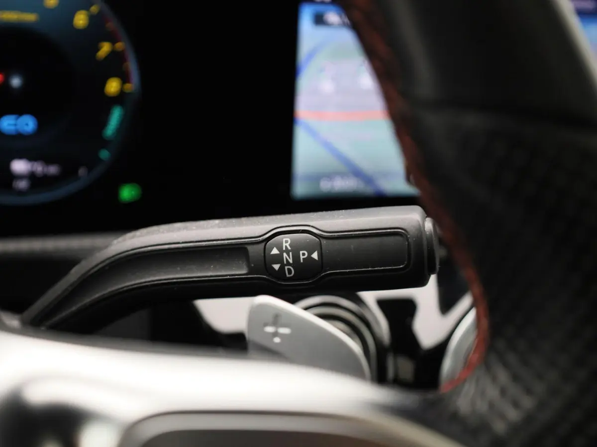 250 e AMG Line | Automaat | Panoramadak | Apple Carplay / Android Auto | Trekhaak | Stoelverwarming | Memoryseats | Sfeerverlichting | Leder | Camera | Parkeer sensoren | Navigatie | Virtual