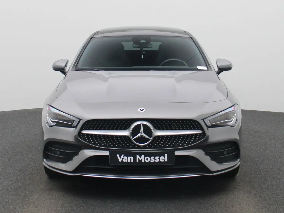 250 e AMG Line | Automaat | Panoramadak | Apple Carplay / Android Auto | Trekhaak | Stoelverwarming | Memoryseats | Sfeerverlichting | Leder | Camera | Parkeer sensoren | Navigatie | Virtual