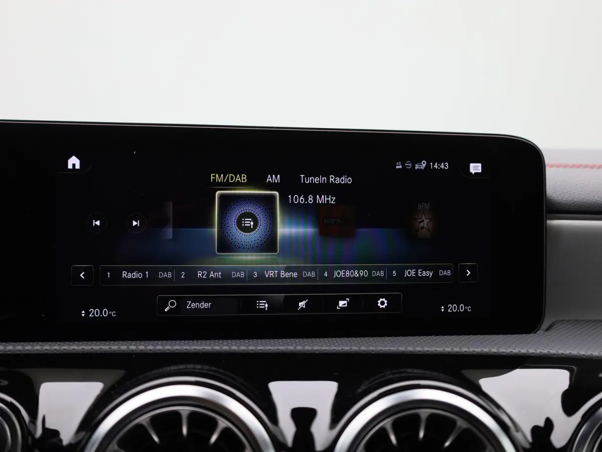 250 e AMG Line | Automaat | Panoramadak | Apple Carplay / Android Auto | Trekhaak | Stoelverwarming | Memoryseats | Sfeerverlichting | Leder | Camera | Parkeer sensoren | Navigatie | Virtual