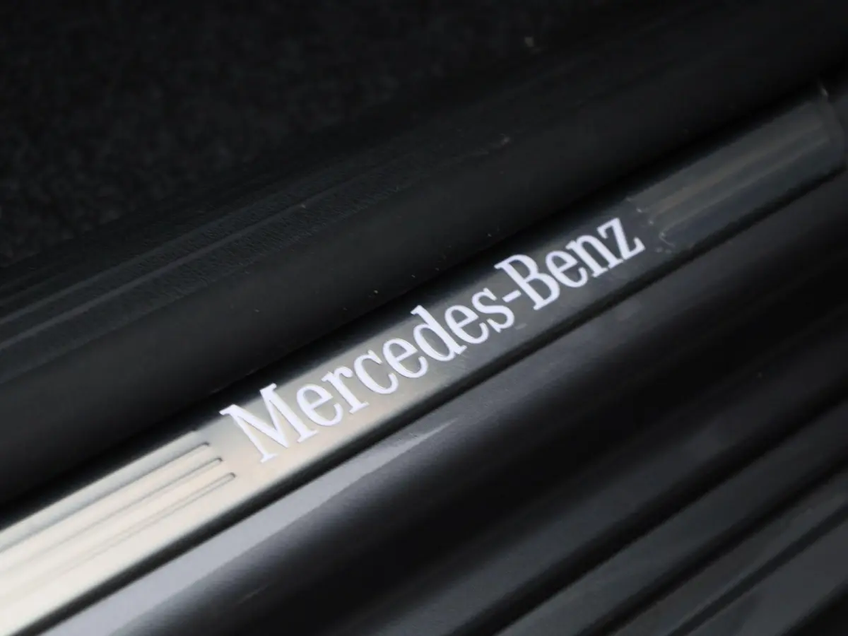 250 e AMG Line | Automaat | Panoramadak | Apple Carplay / Android Auto | Trekhaak | Stoelverwarming | Memoryseats | Sfeerverlichting | Leder | Camera | Parkeer sensoren | Navigatie | Virtual