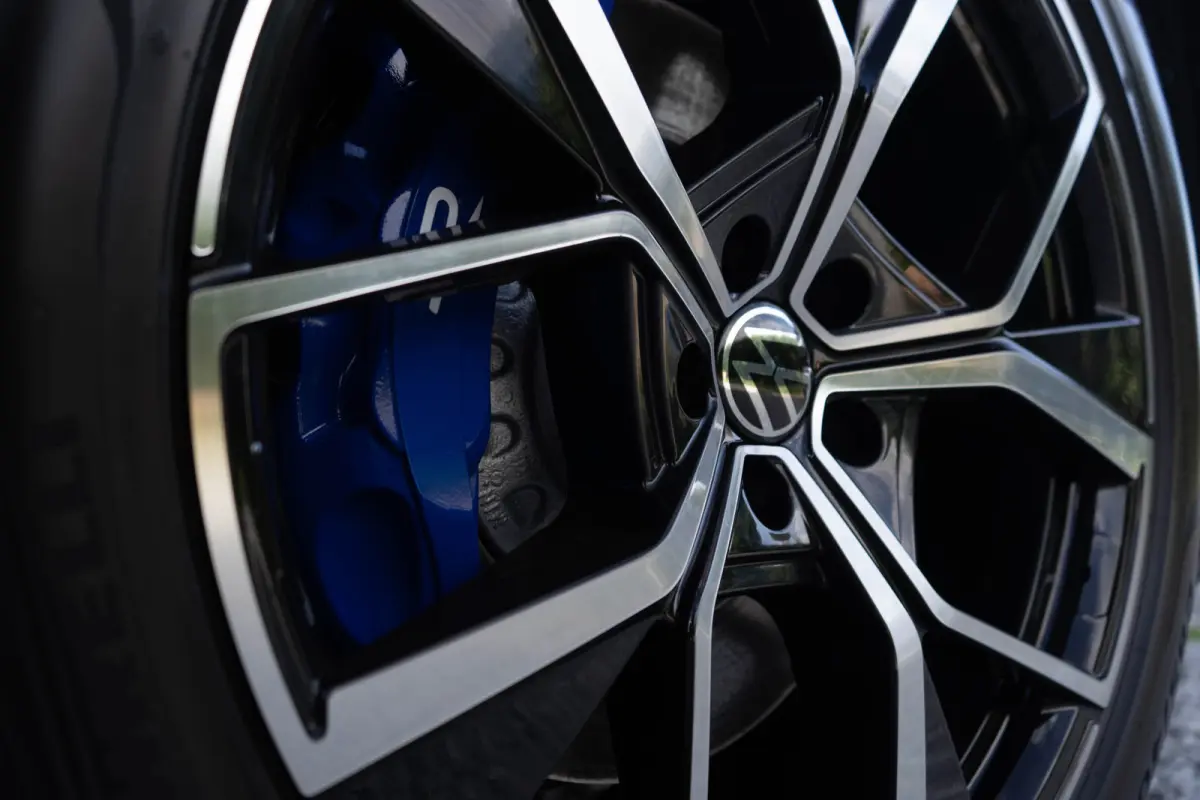 3.0 TSI eHybrid 4MOTION / Puglia/ Top View/ Head-Up Display/ Trekhaak/ Panoramadak/ 280kW (381PK)