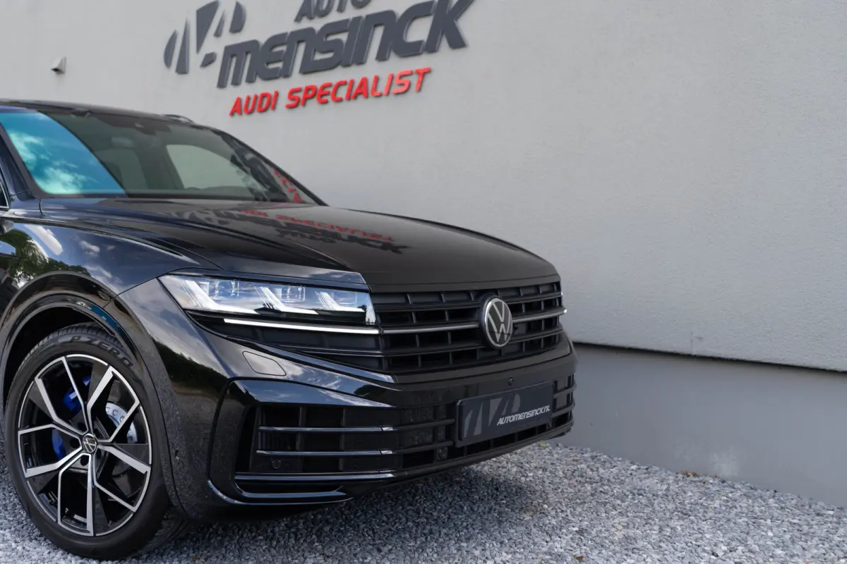 3.0 TSI eHybrid 4MOTION / Puglia/ Top View/ Head-Up Display/ Trekhaak/ Panoramadak/ 280kW (381PK)