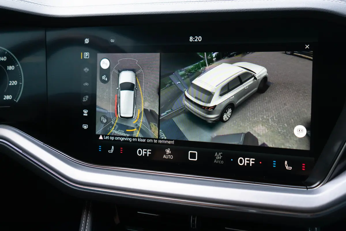 3.0 TSI eHybrid 4MOTION / Puglia/ Top View/ Head-Up Display/ Trekhaak/ Panoramadak/ 280kW (381PK)