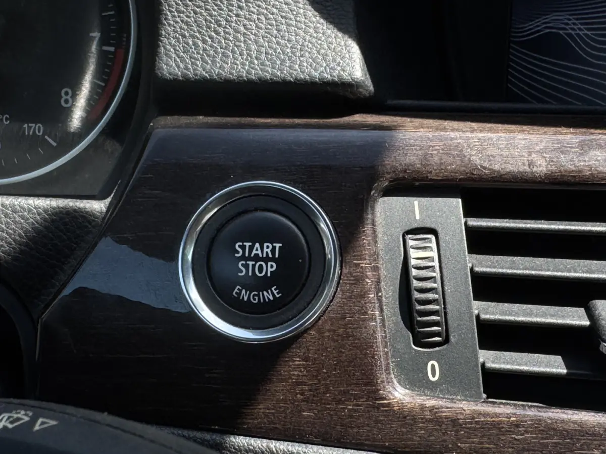 325i M Sport 6 cilinder UNIEK, Origineel