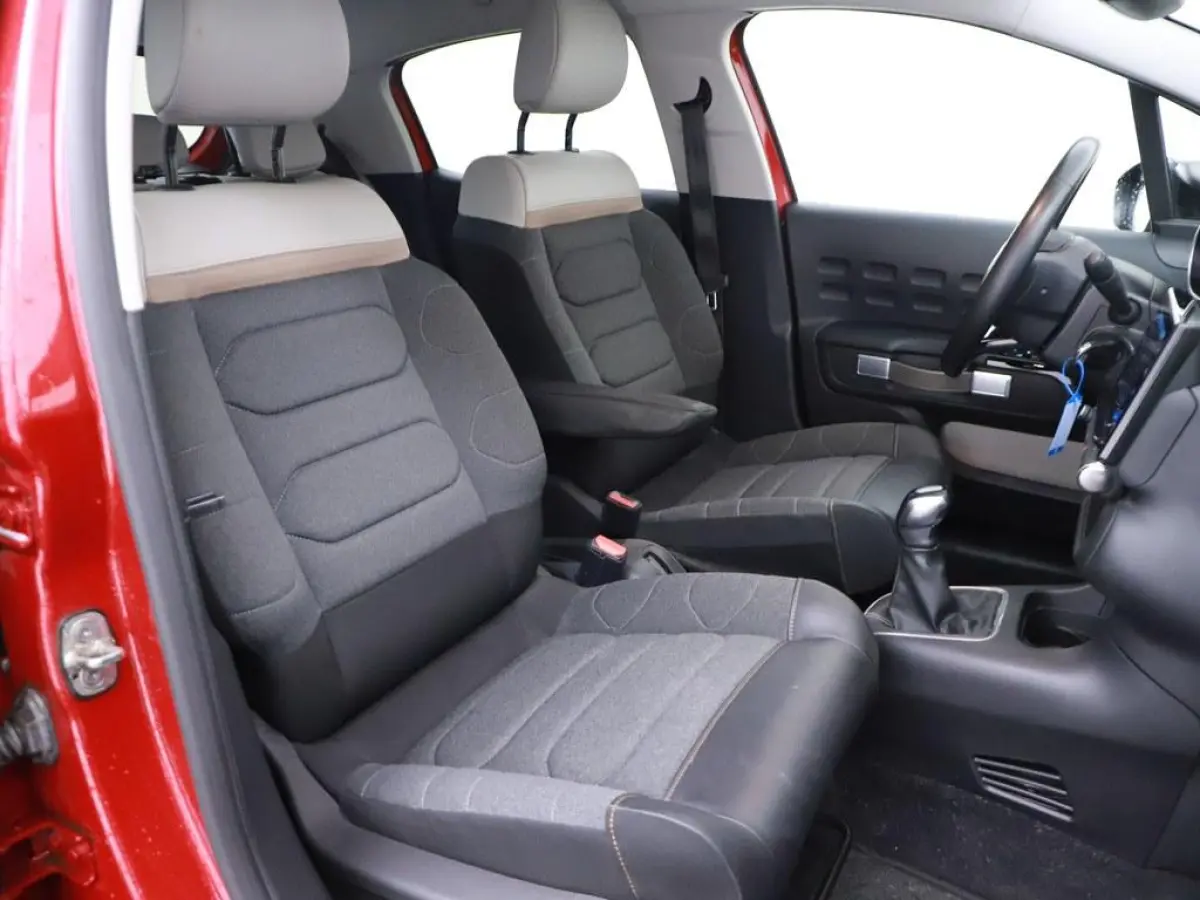 1.2 Shine Navi/Led/Ecc/Lmv/CarPlay H.Leder/Two-Tone